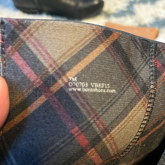 Born Leather Boots - Picture 9 of 12